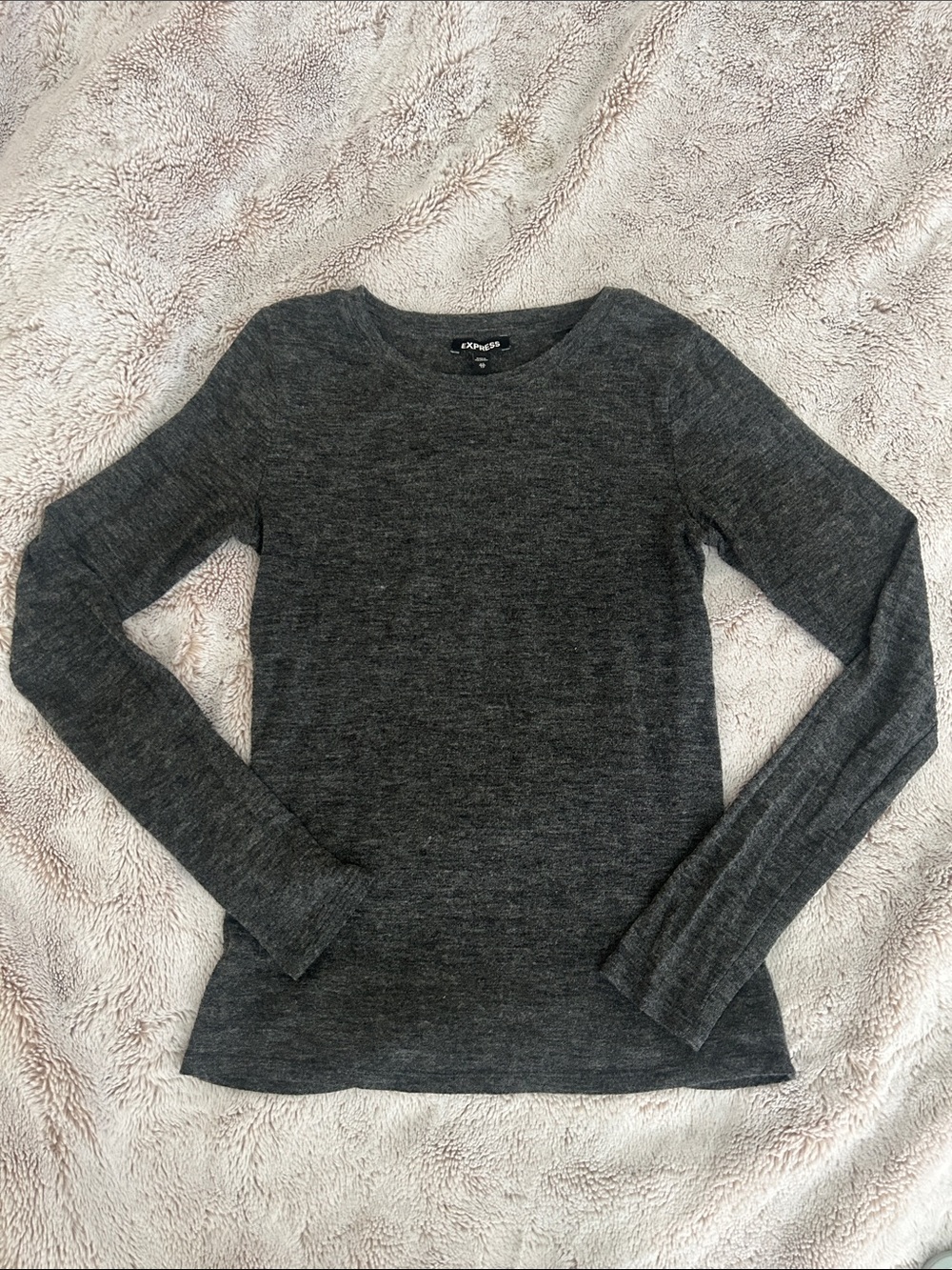 Express crewneck top